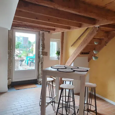 Апартаменты Location Saisonniere Maisonette *